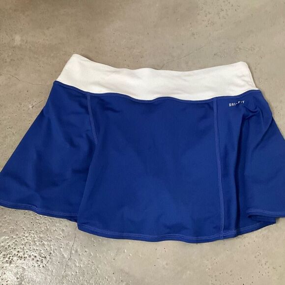 Nike Victory Skort - Picture 2 of 4